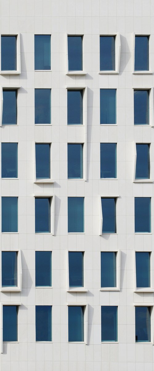 White office by Marcus Cederberg