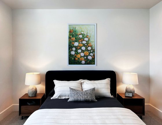 White and Gold in Bloom
