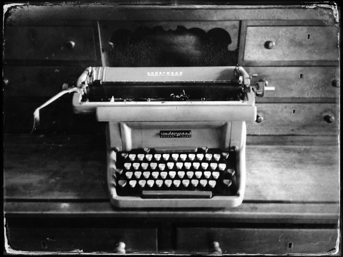Typewriter, Puerto Varas, Chile 19th October 2015 by Anna Bush