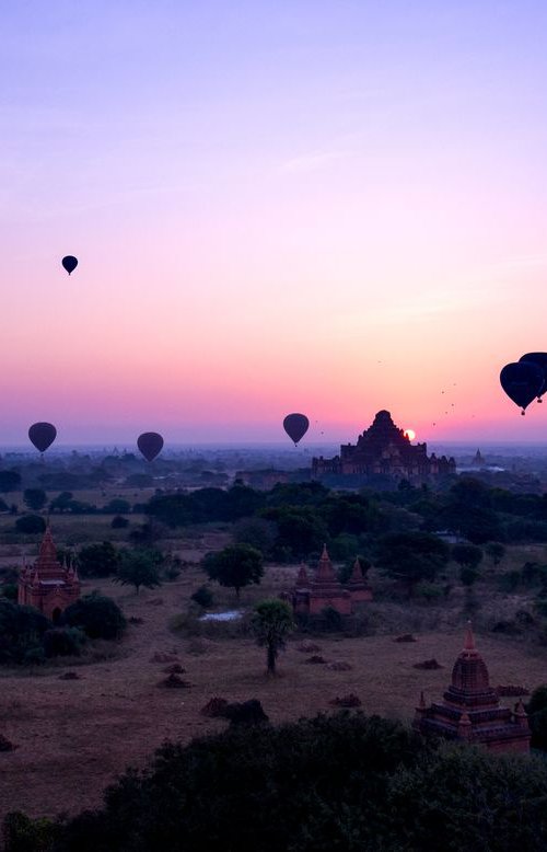 Sunrise in Bagan - Signed Limited Edition by Serge Horta