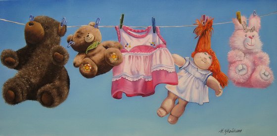 Toy Bears on the Clothesline