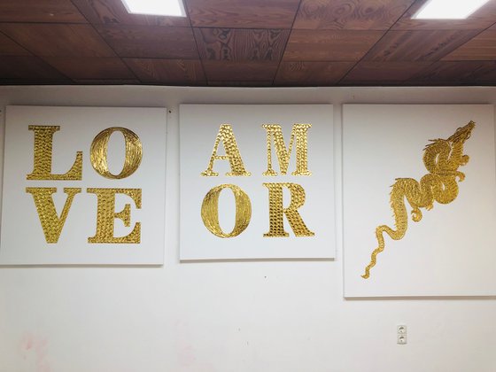 Amor in gold