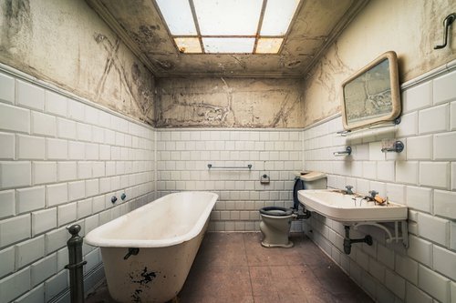 Men's bathroom (large) by Michael Schwan