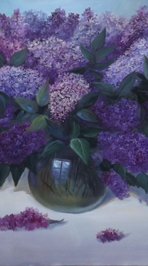 Vase of Lilacs by Dalia Barke