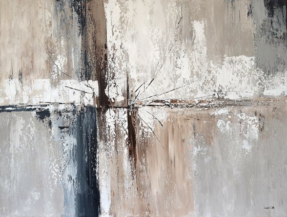 Lines Through Stone in Soft Neutrals