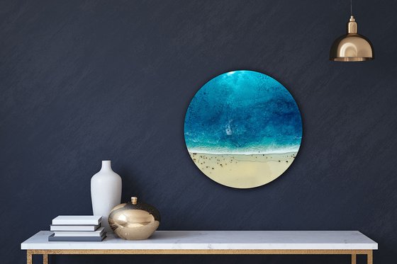 Round ocean #103