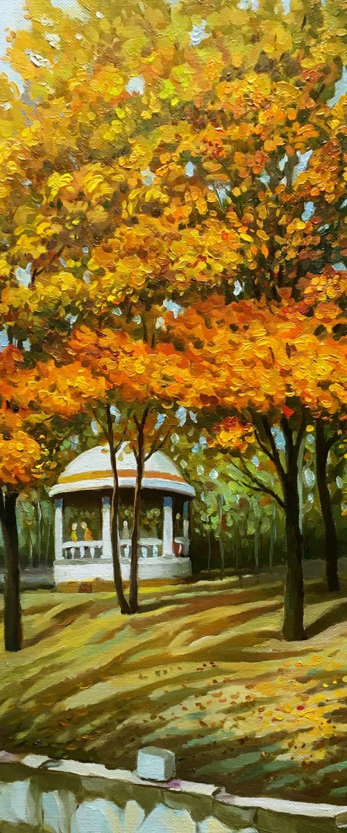 Rotunda by Olena  Romanenko