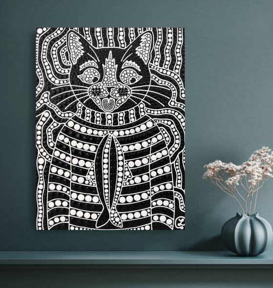 Hypnotic Cat 4