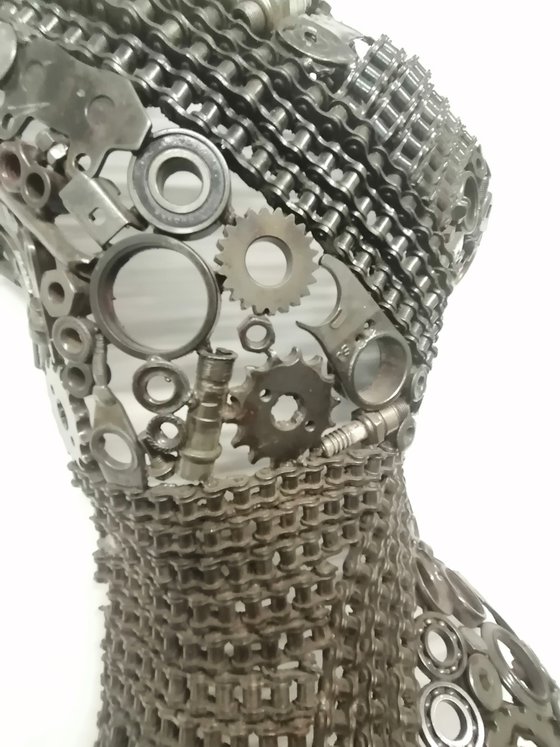 Octavia : Metal Female Sculpture