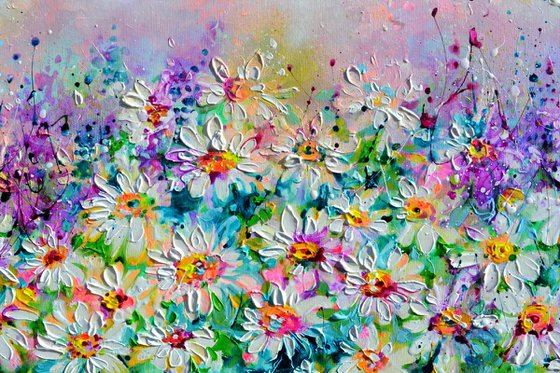 Woodland Wild Daisies Meadow- Floral Delight