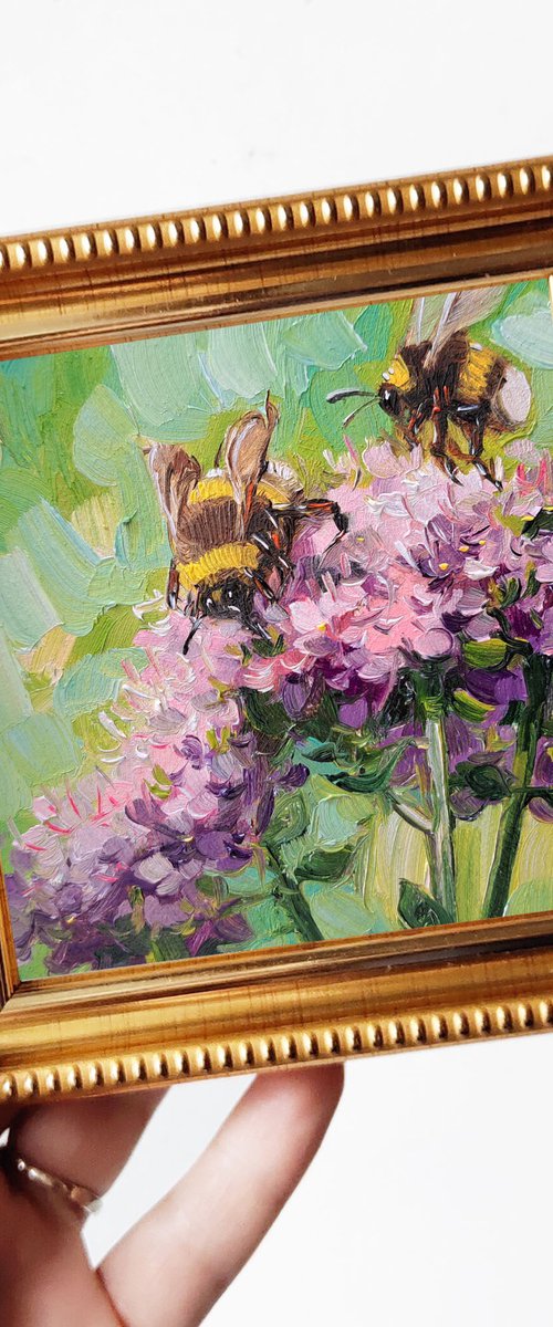 Bumblebee by Nataly Derevyanko