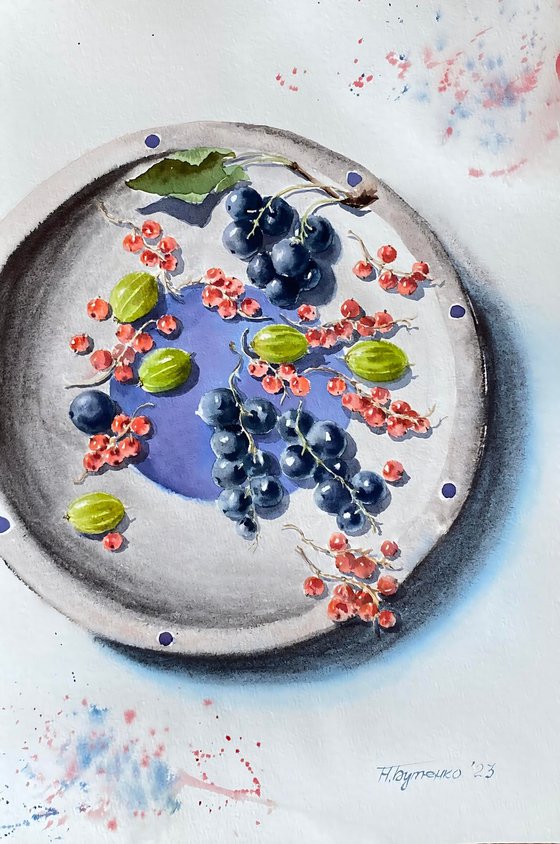 Plate with berries, original watercolour