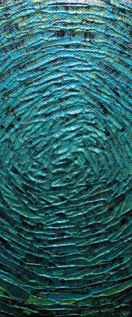 Small iridescent green blue shine 2 by Jonathan Pradillon