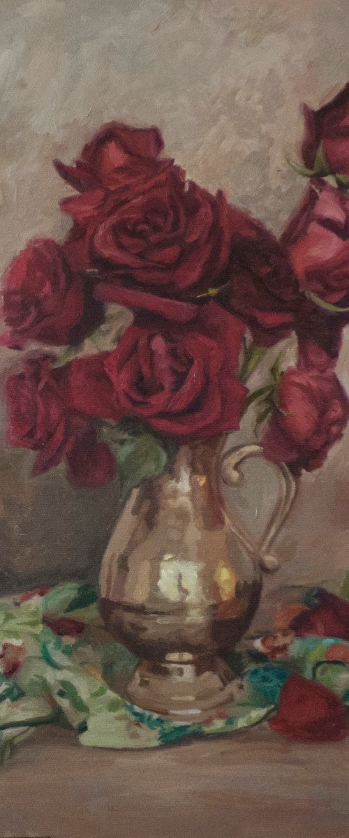 Red roses in a vase by Radosveta Zhelyazkova