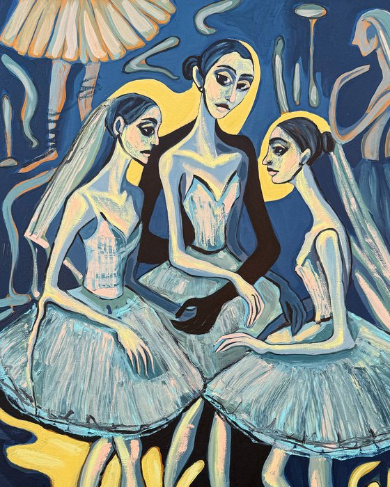 Elongated Nocturnal Trio