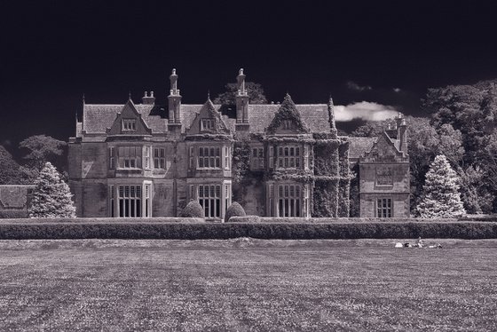 Muckross house