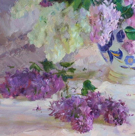Bouquet of lilacs