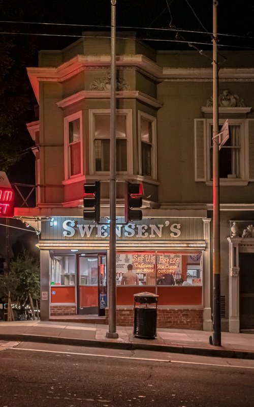 Swensen's creamery by Rami Levinson