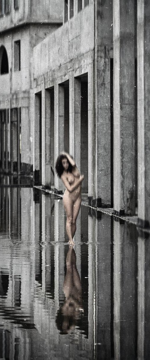 Blurred Lines I. by Peter Zelei