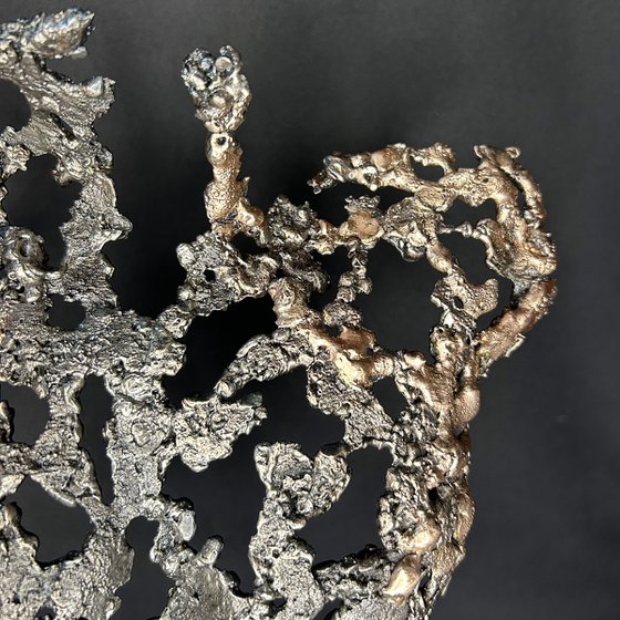 The Thresholds of Day