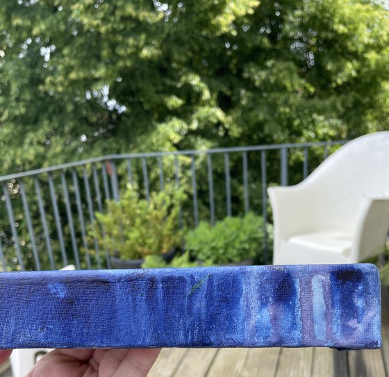 A Blue Day at the Sea