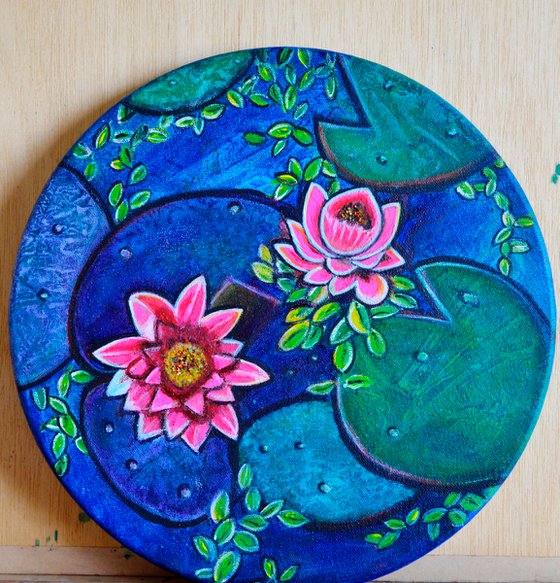 Waterlily pond floral textured painting on round canvas