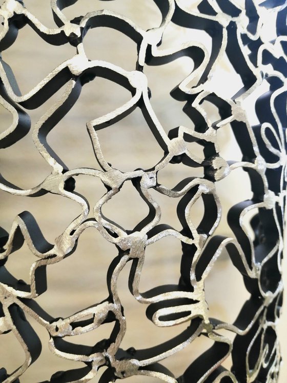 Argentu, auluminium abstract sculpture