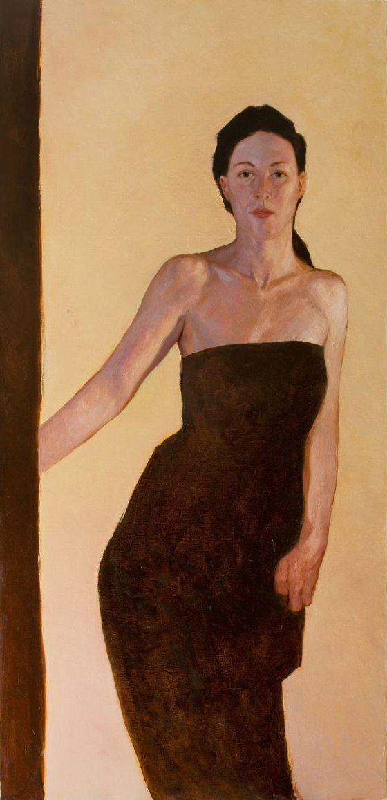 woman in black dress