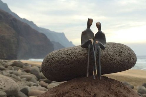 Cover image for SALE ALERT! Popular sculptor Yenny Cocq speaks to Artfinder about creating "her little people" and the challenges of becoming a full-time artist. collection