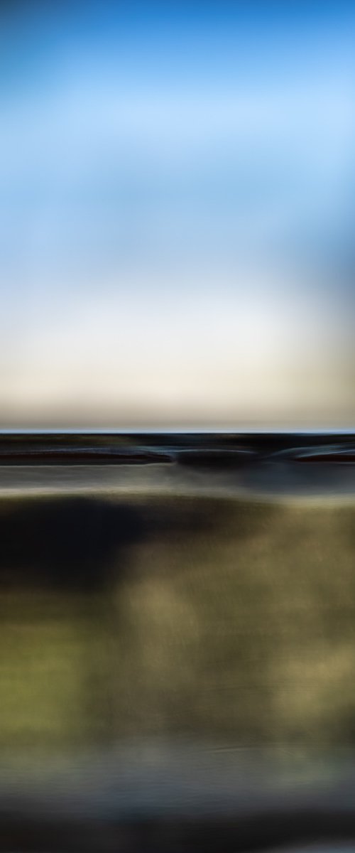 FLUID HORIZON XXII - SEASCAPE PHOTOART by Sven Pfrommer
