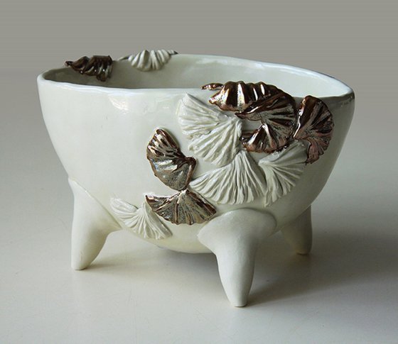 Ceramic | White Dish with Gold