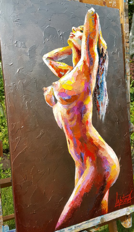 Nude woman