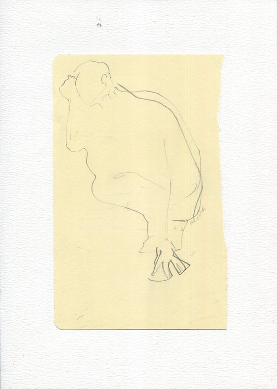 Life drawing of woman, crouching