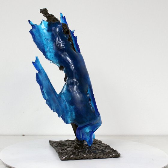 Spray can blue sea - Can spray metal and glass sculpture