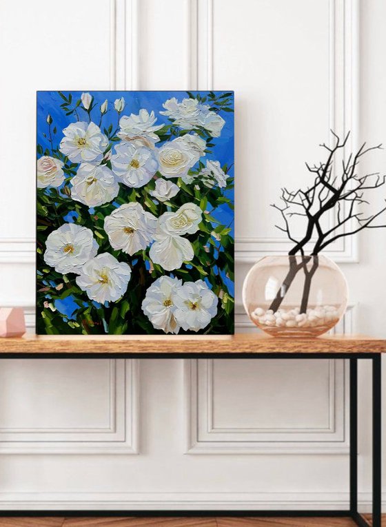 Glowing white roses