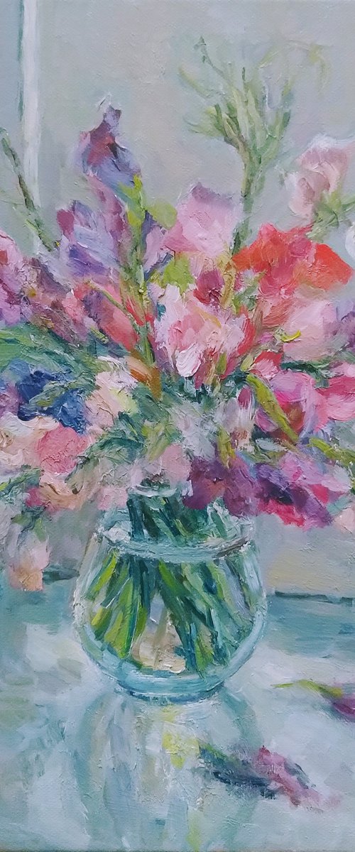 Sweet pea. Original oil painting 2021 by Elena Klyan