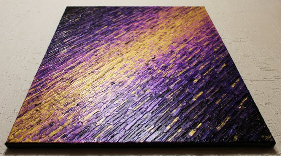 Golden purple knife texture