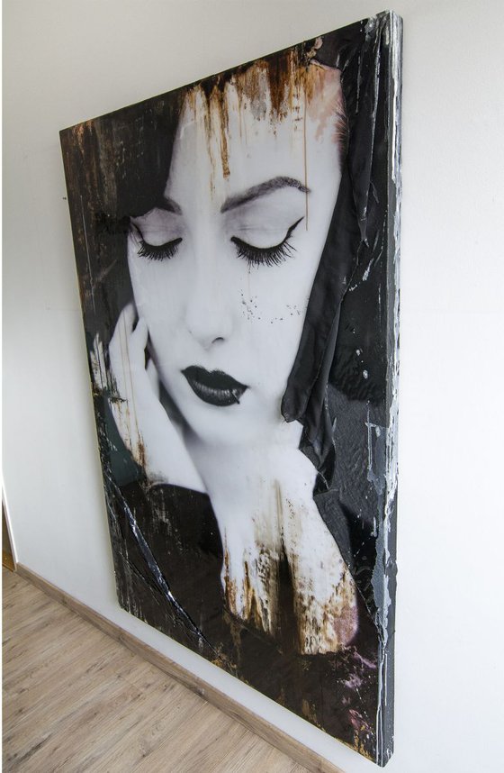 "Nikki IV" (160x106x5 cm) XL portrait artwork on wood (abstract portrait, original, epoxy, gold, painting)