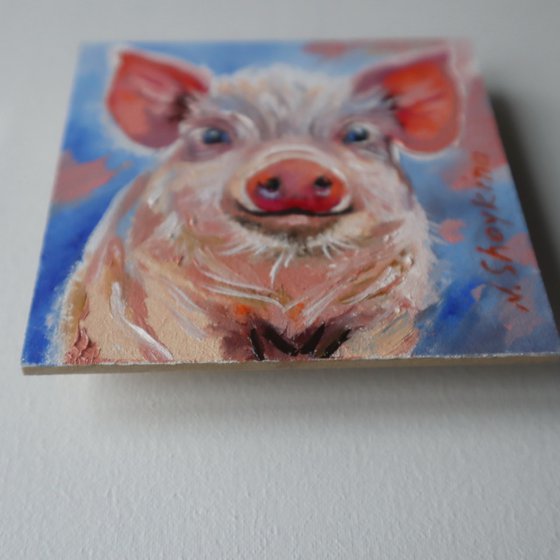 Piggy Miniatures in Framed