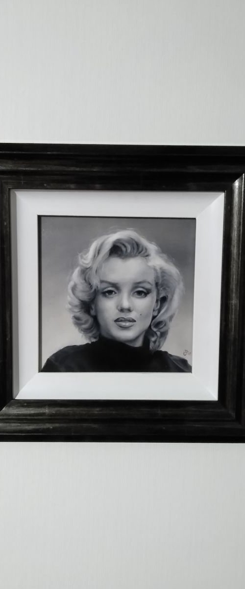 Monroe by Martin-David