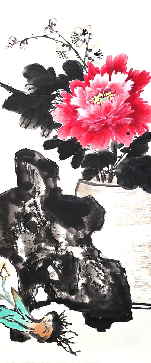 Peony in vase with stone and narcissus - Oriental Chinese Ink Painting by Ilana Shechter