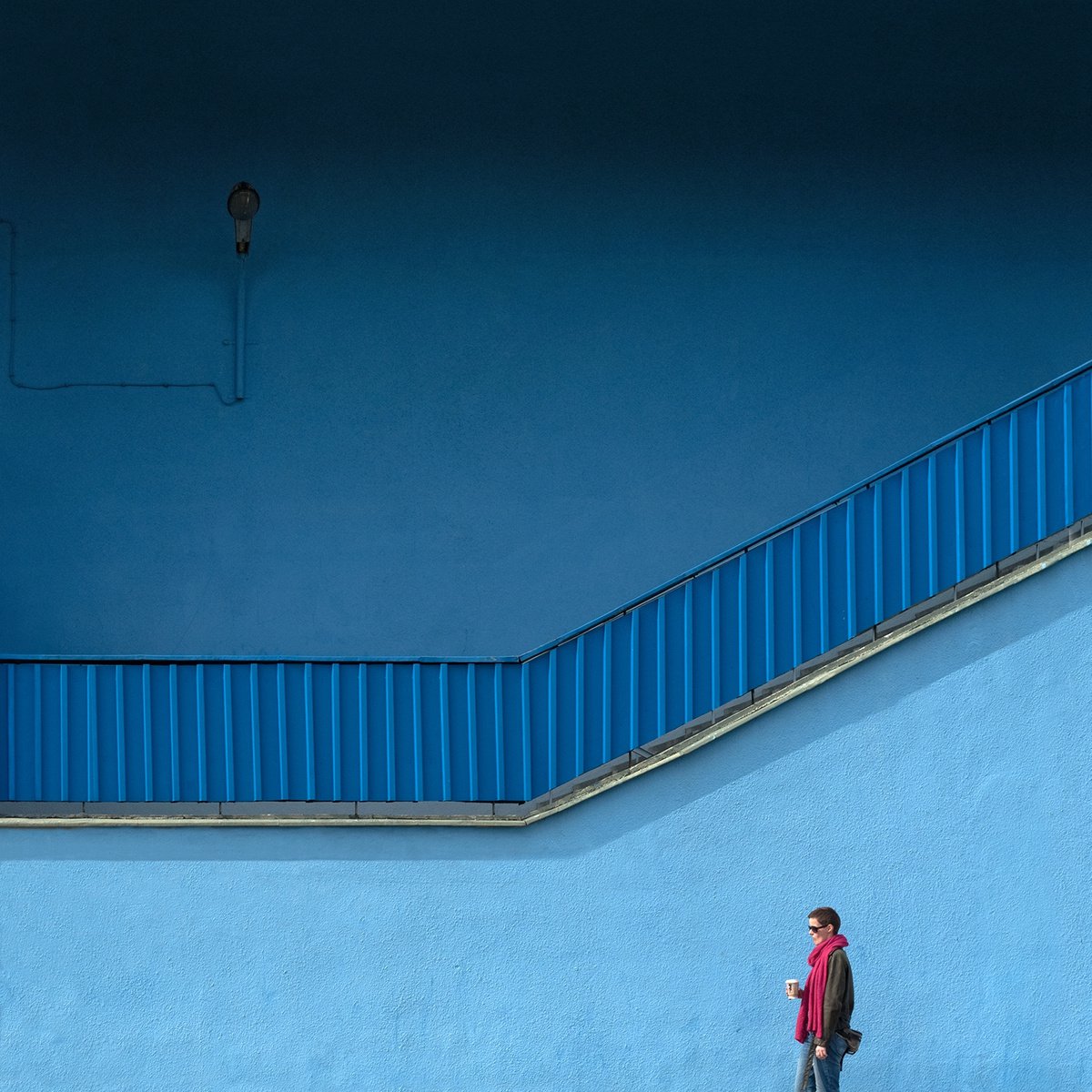 blue red by Jacek Falmur