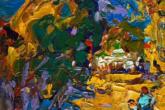 Alley in the autumn park