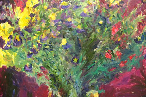 Bouquet against the background of red curtains. Oil on MDF. 37.5 x 42 cm