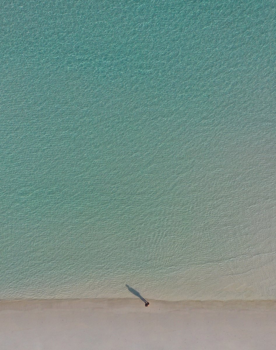 Beach from above by Marcus Cederberg