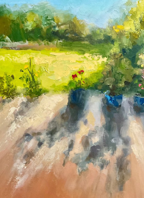 EARLY MORNING IN THE GARDEN