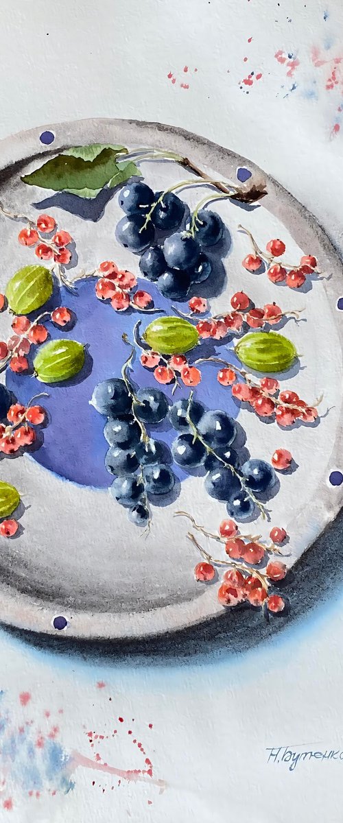 Plate with berries, original watercolour by Natalia Butenko