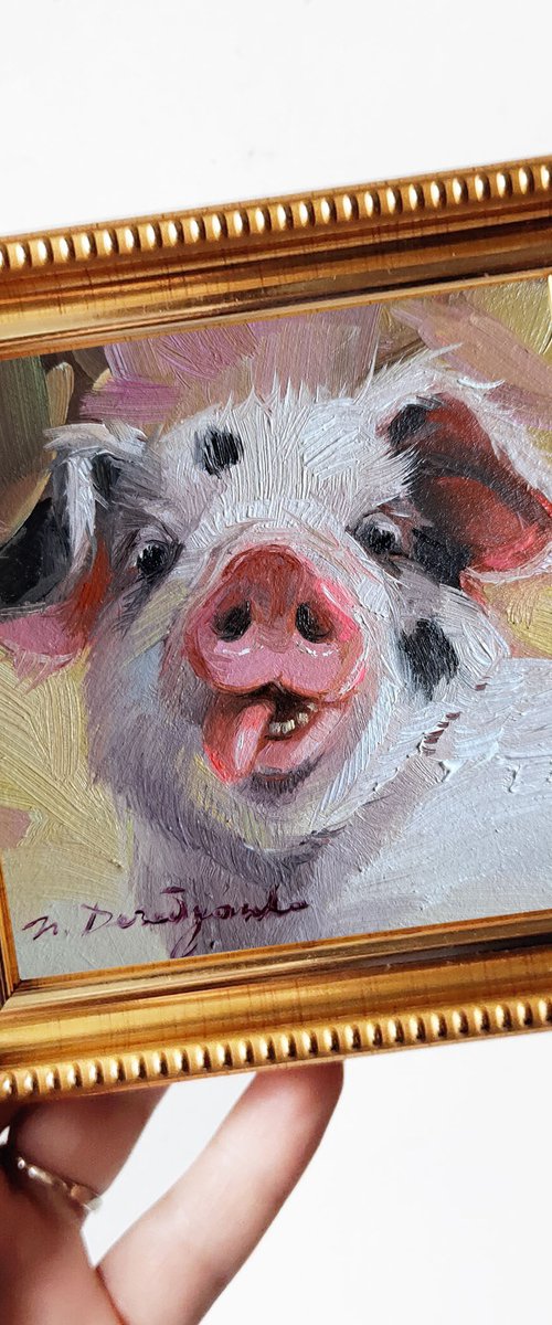 Pig portrait by Nataly Derevyanko