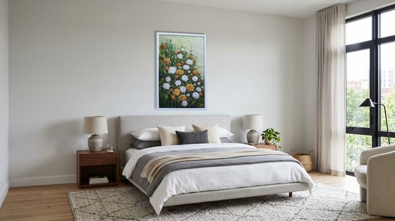 White and Gold in Bloom