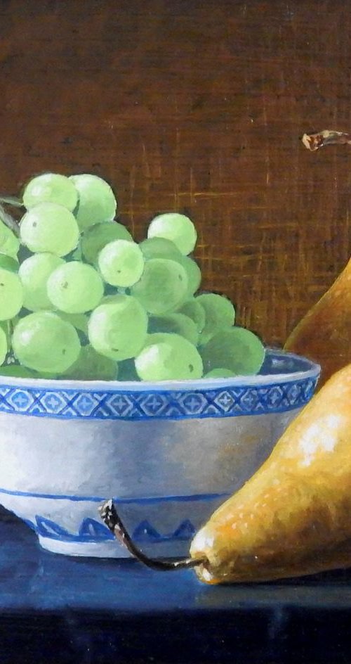 Pears with bowl of grapes by Glen Solosky